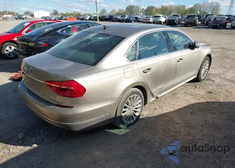 2016 Volkswagen Passat 1.8T Se z USA, uszkodzony, nr VIN 1VWBS7A34GC014557